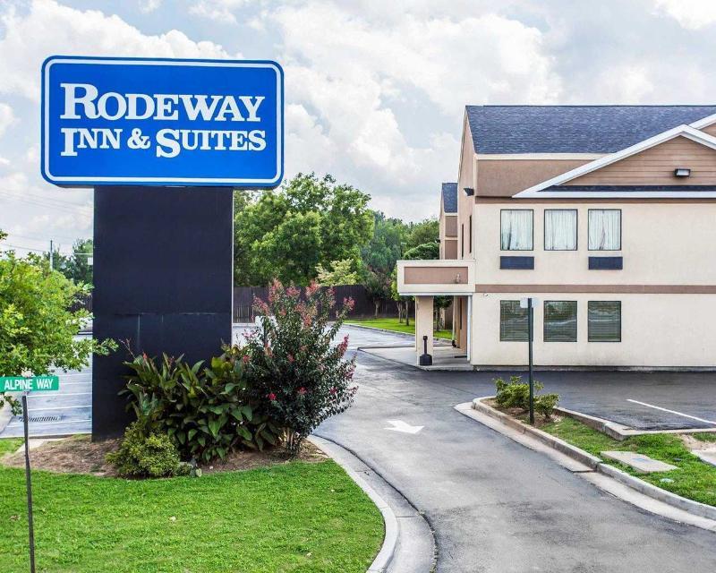 Rodeway Inn Portage Exterior photo